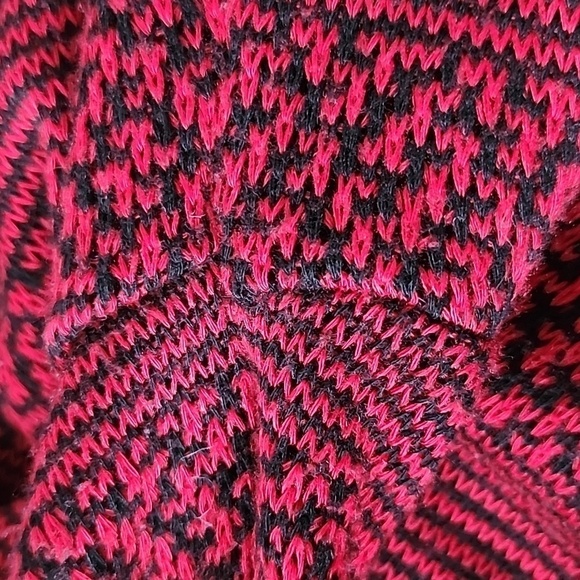 Cato black and red open front duster - Picture 11 of 14